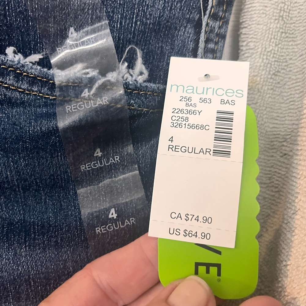 Everflex Mid Rise Flare Jeans by Maurices. New with tags. - Picture 4 of 4